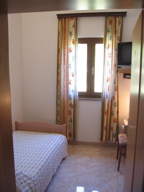 Guest House Caterina โปเรช ห้อง รูปภาพ
